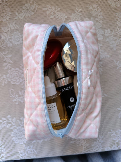 Hopeless Romantic - Honeycomb Heart Make up bag