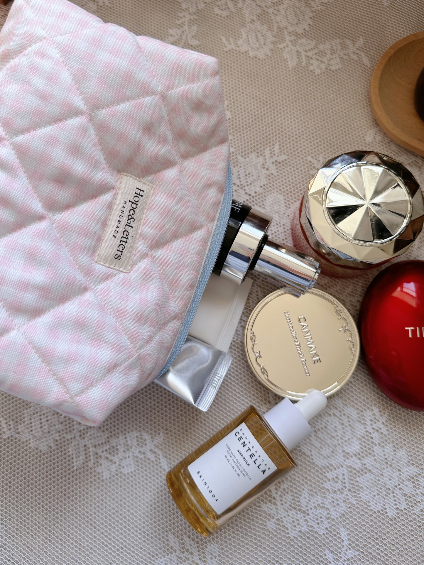 Hopeless Romantic - Honeycomb Heart Make up bag